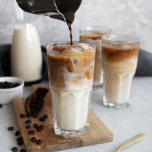Iced Latte mit Haferdrink