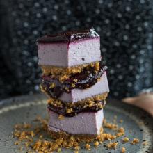 Cheezecake végétalien au cassis