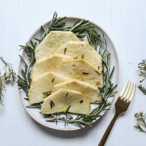 Escalopes de céleri au romarin