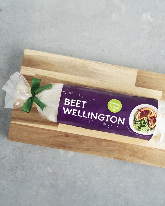 Préparé par notre équipe en cuisine, le Beet Wellington n'a plus qu'à être cuit à la maison jusqu'à ce qu'il soit croustillant.