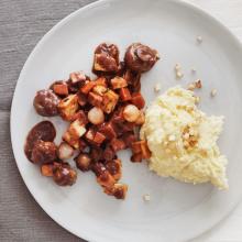 Tofu au vin avec purée de céleri