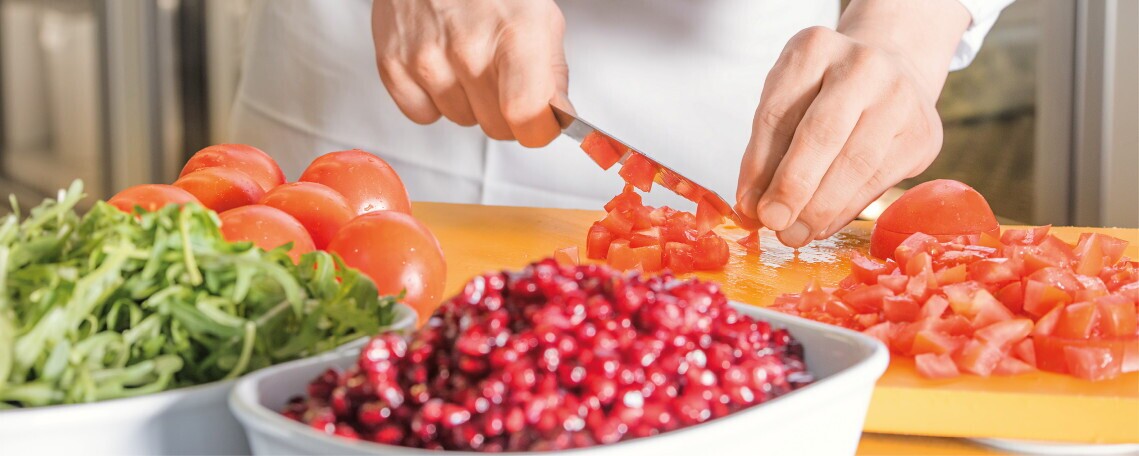 Produktionsmitarbeiter:in Küche 80%, 2. Bild